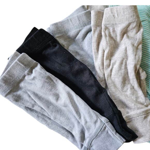 Gerber Newborn Bundle – 7 Onesies + 4 Pants Unisex Baby - Picture 3 of 5